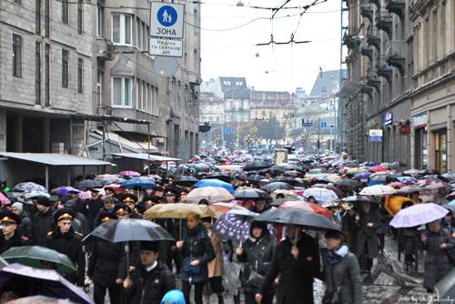 Вулицями Львова пройшла велелюдна хода-молитва Вервиці за новітніх Героїв України.(ФОТО)